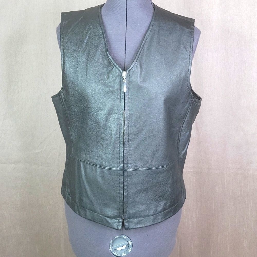 SOLUTIONS NEW YORK Women's Black Leather Vest Medium